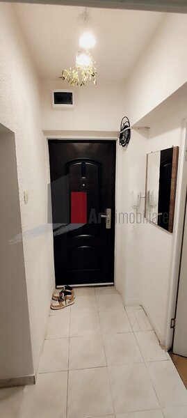 Apartament de vanzare cu 2 camere in zona Pajura.